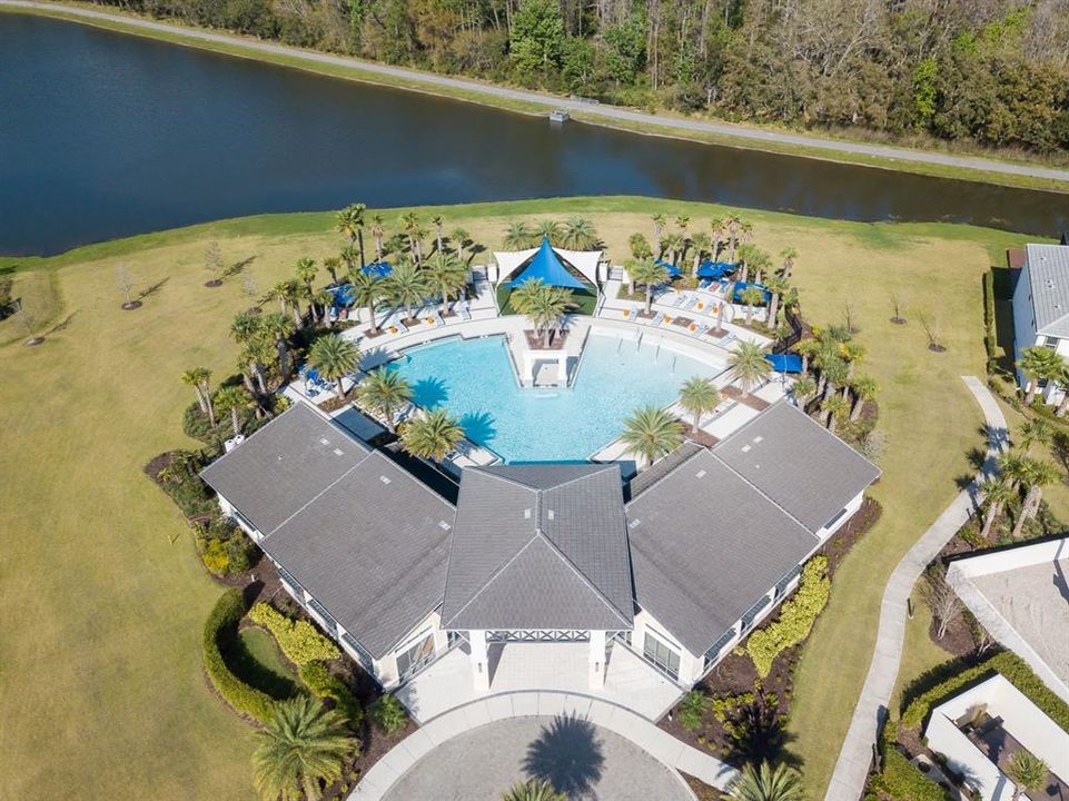 For Sale: $718,000 (5 beds, 5 baths, 3067 Square Feet)
