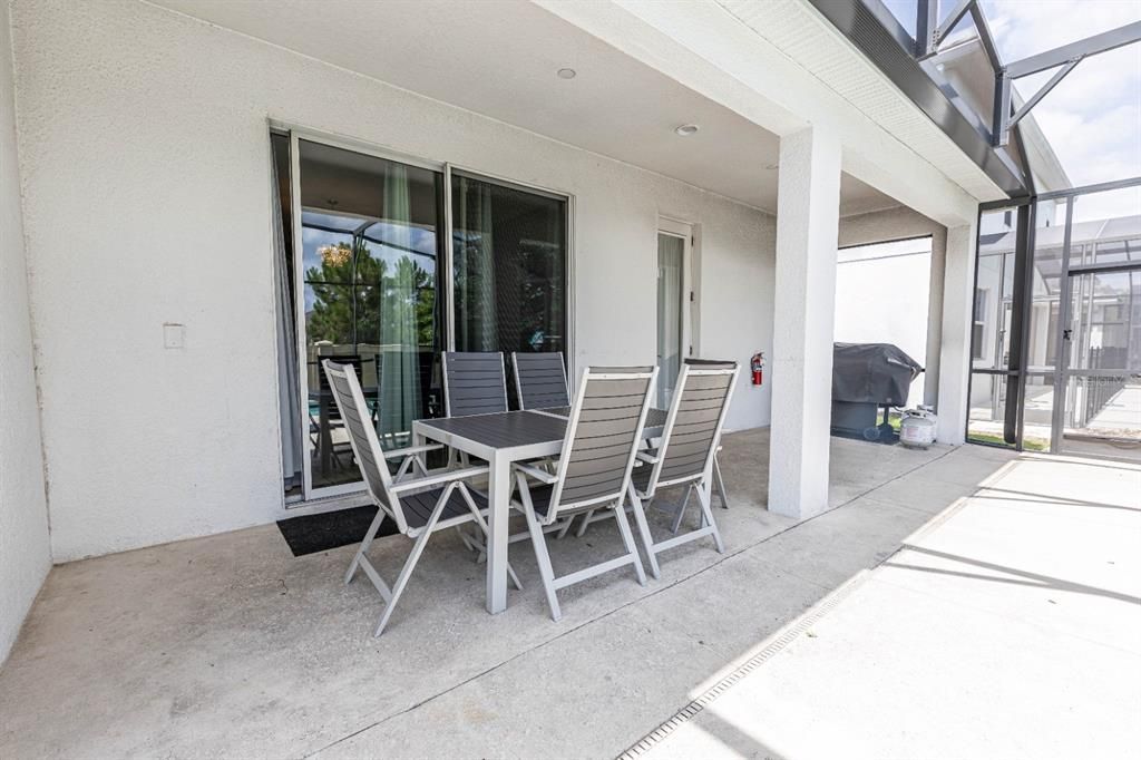 For Sale: $718,000 (5 beds, 5 baths, 3067 Square Feet)