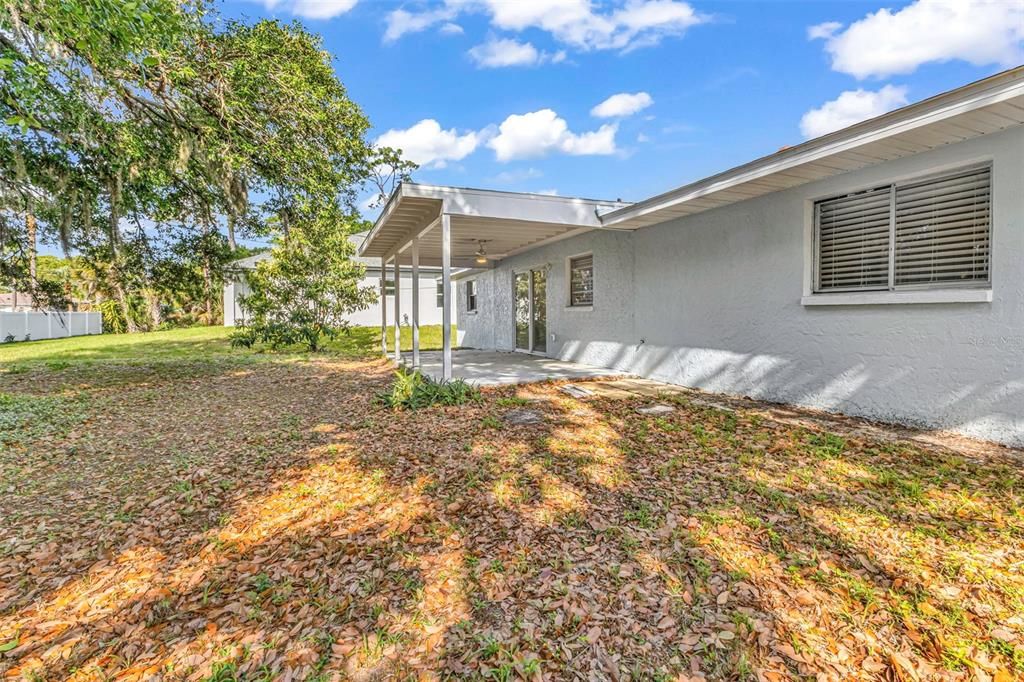 Activo con contrato: $230,000 (2 camas, 2 baños, 1199 Pies cuadrados)