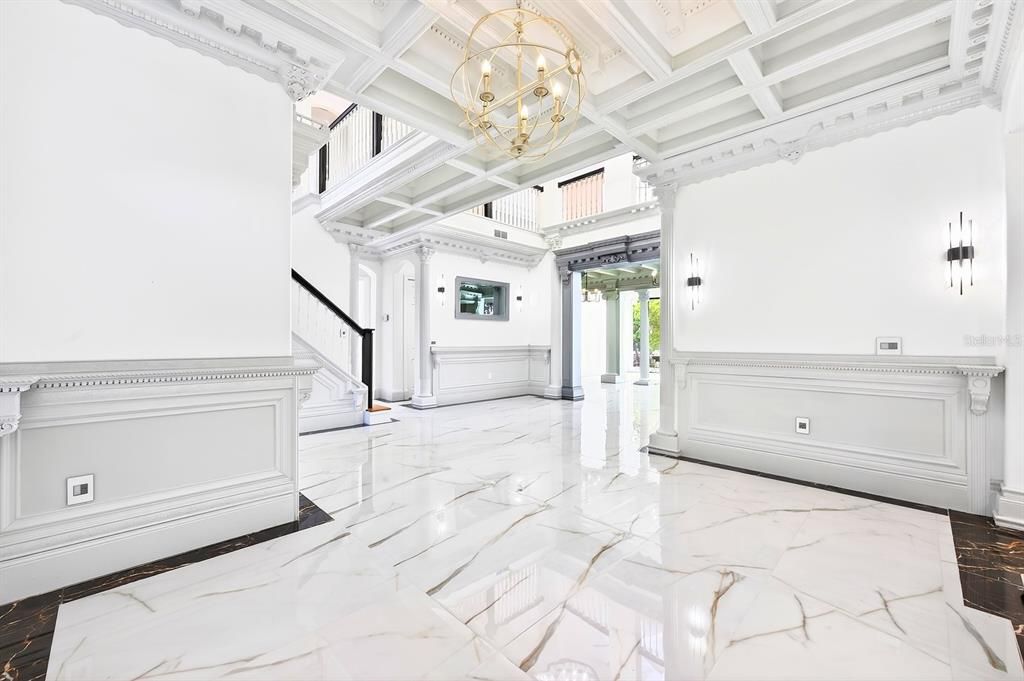 En Venta: $1,300,000 (4 camas, 4 baños, 4625 Pies cuadrados)