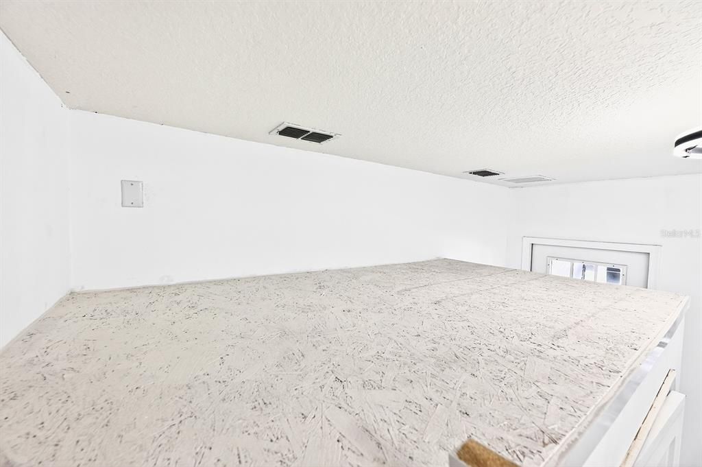 En Venta: $1,300,000 (4 camas, 4 baños, 4625 Pies cuadrados)