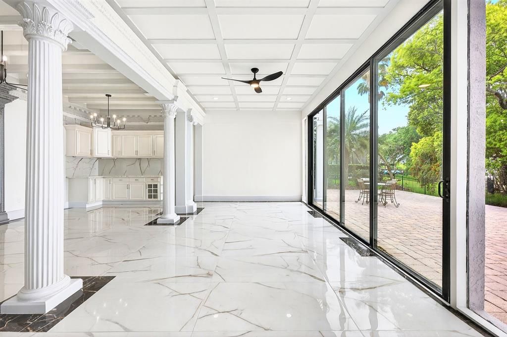 En Venta: $1,300,000 (4 camas, 4 baños, 4625 Pies cuadrados)