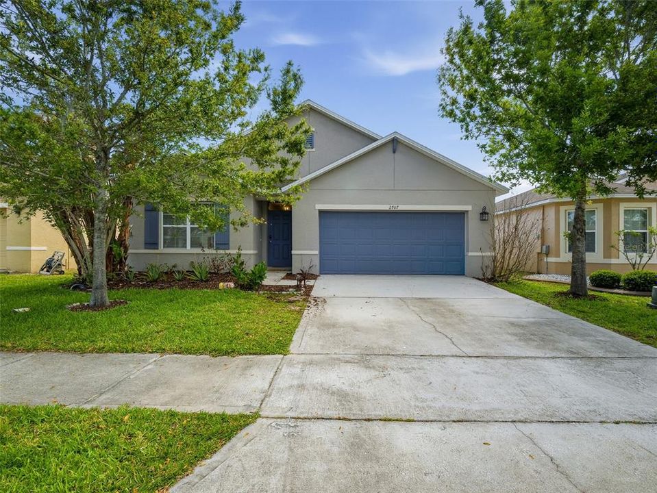 Recently Sold: $335,000 (4 beds, 2 baths, 1806 Square Feet)