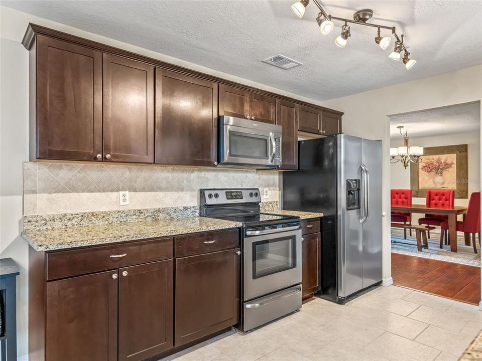 For Sale: $1,399,000 (6 beds, 3 baths, 3141 Square Feet)
