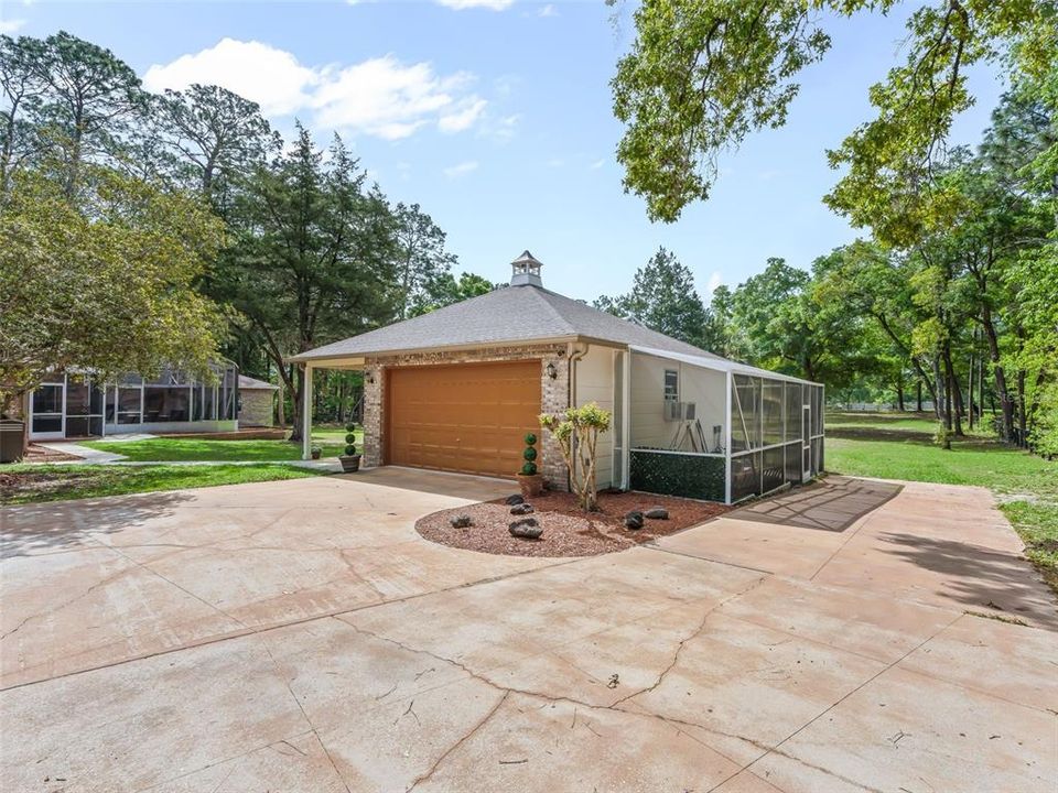 For Sale: $1,399,000 (6 beds, 3 baths, 3141 Square Feet)