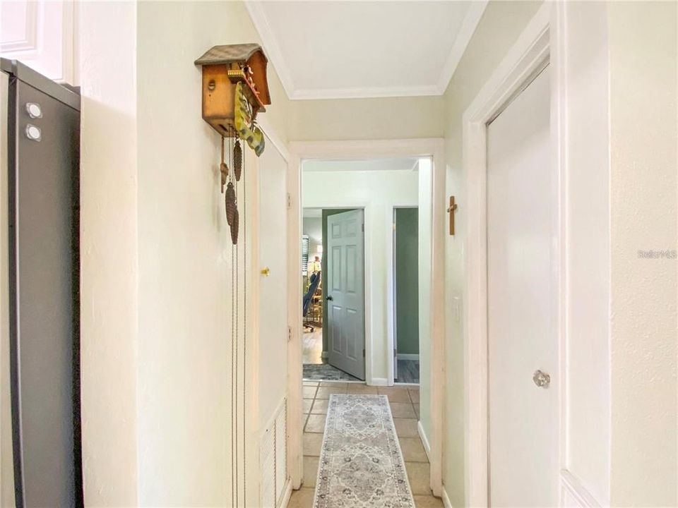 На продажу: $264,900 (4 спален, 2 ванн, 1611 Квадратных фут)