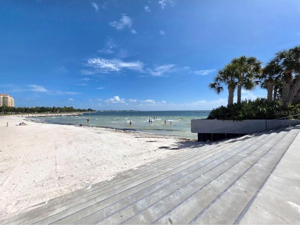 For Sale: $99,000 (0.07 acres)