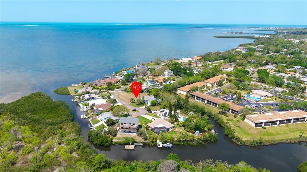 待售: $399,000 (0.32 acres)