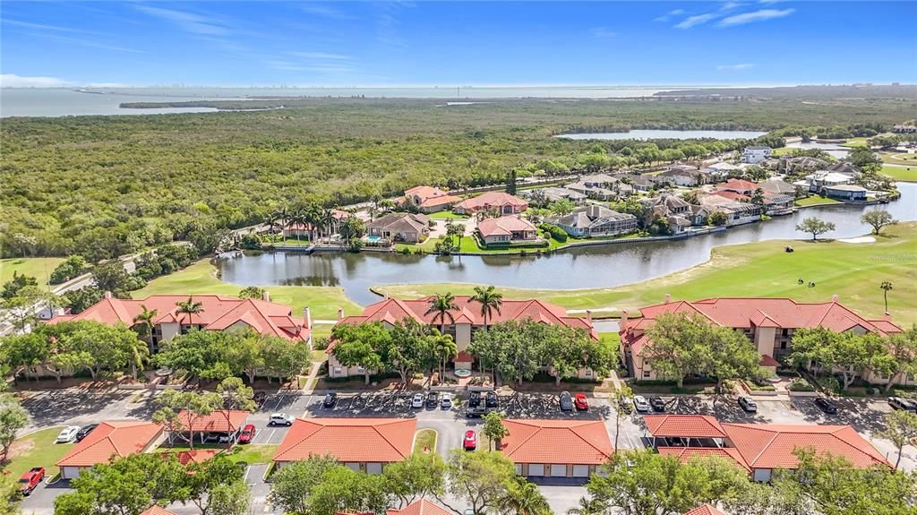 Activo con contrato: $199,900 (2 camas, 2 baños, 1075 Pies cuadrados)