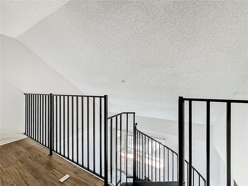 Activo con contrato: $199,900 (2 camas, 2 baños, 1075 Pies cuadrados)