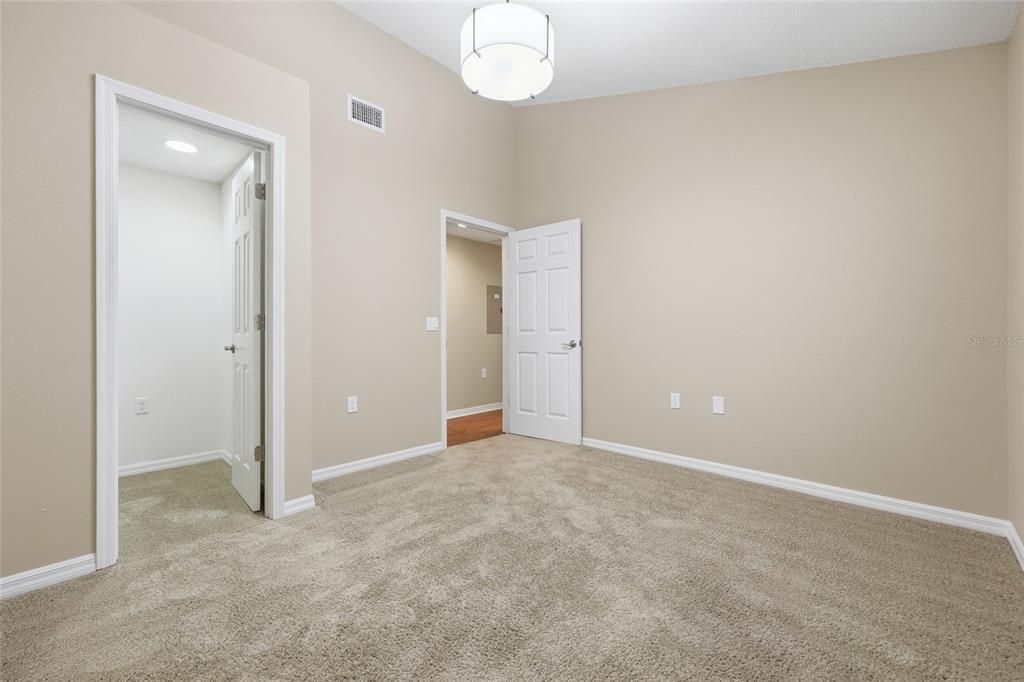 待售: $275,000 (3 贝兹, 2 浴室, 1454 平方英尺)