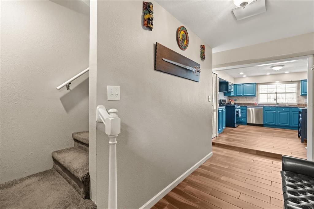 Active With Contract: $584,500 (4 beds, 4 baths, 2433 Square Feet)