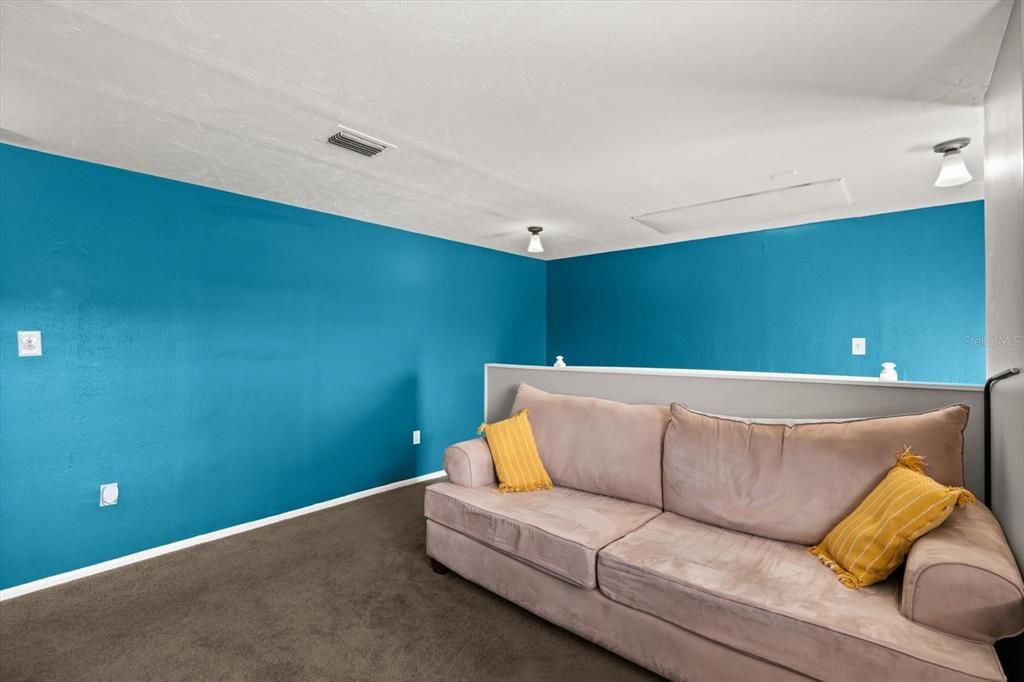 Active With Contract: $584,500 (4 beds, 4 baths, 2433 Square Feet)