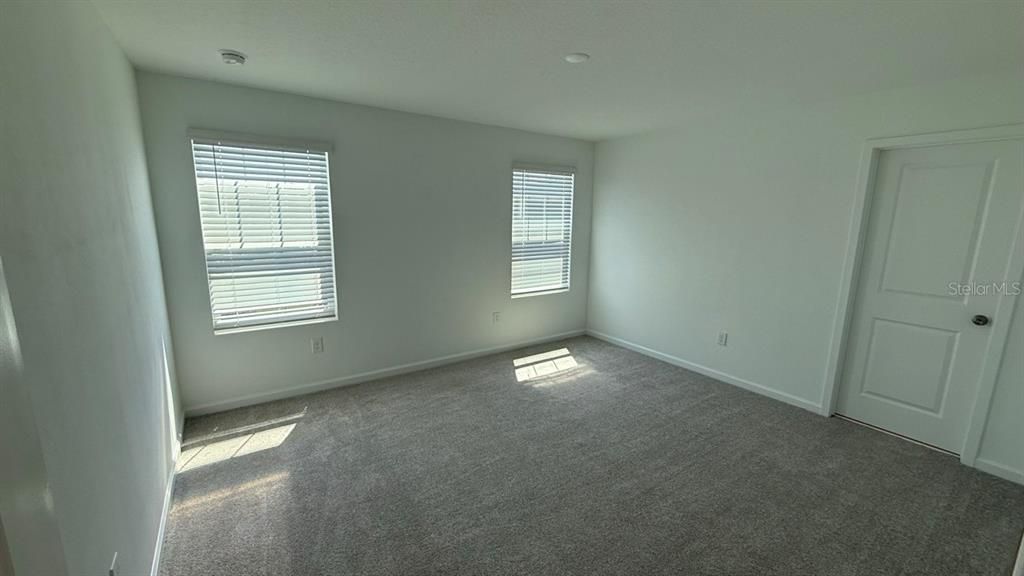 For Rent: $2,650 (3 beds, 2 baths, 1476 Square Feet)