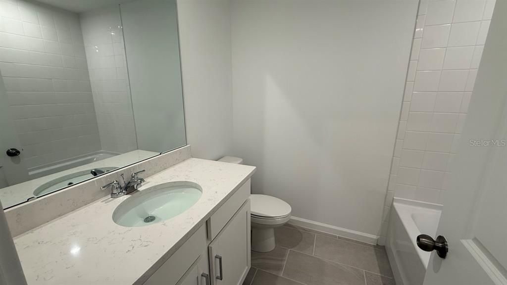For Rent: $2,650 (3 beds, 2 baths, 1476 Square Feet)