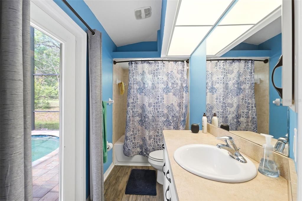 На продажу: $559,900 (3 спален, 2 ванн, 1930 Квадратных фут)