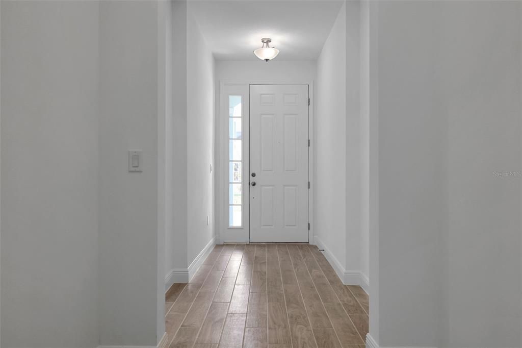 Active With Contract: $541,505 (4 beds, 4 baths, 2736 Square Feet)