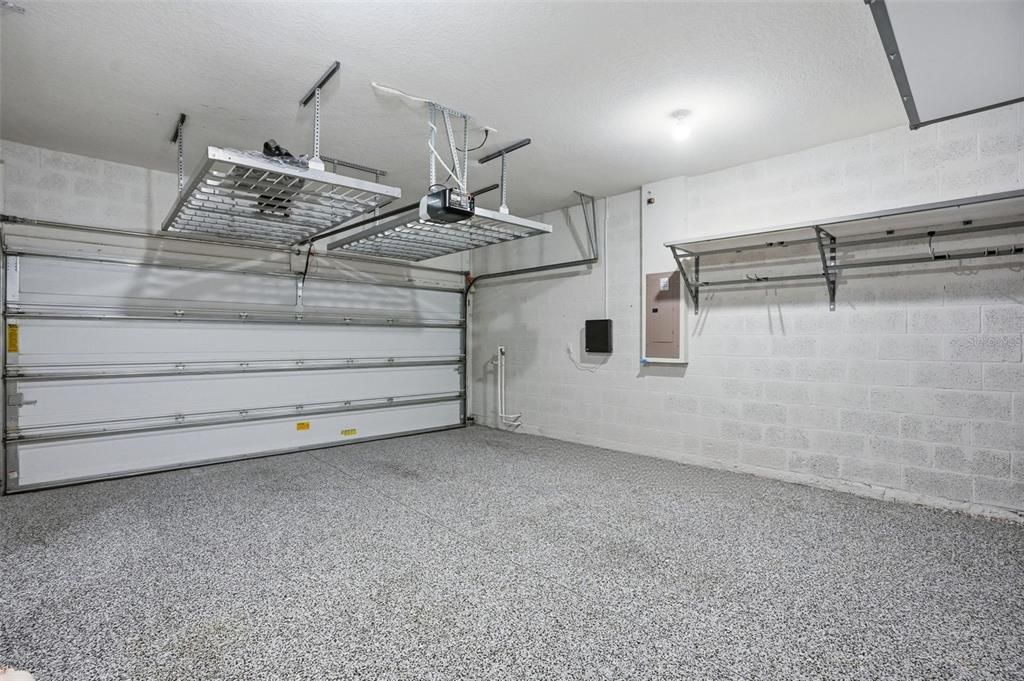 Activo con contrato: $338,000 (3 camas, 2 baños, 1532 Pies cuadrados)