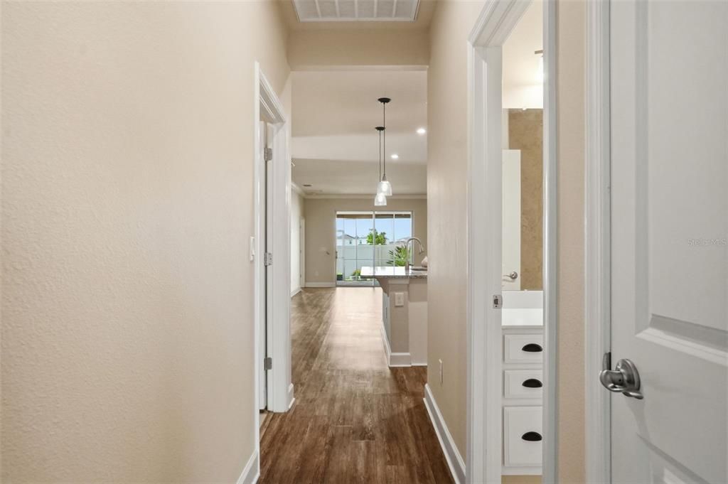 Activo con contrato: $338,000 (3 camas, 2 baños, 1532 Pies cuadrados)