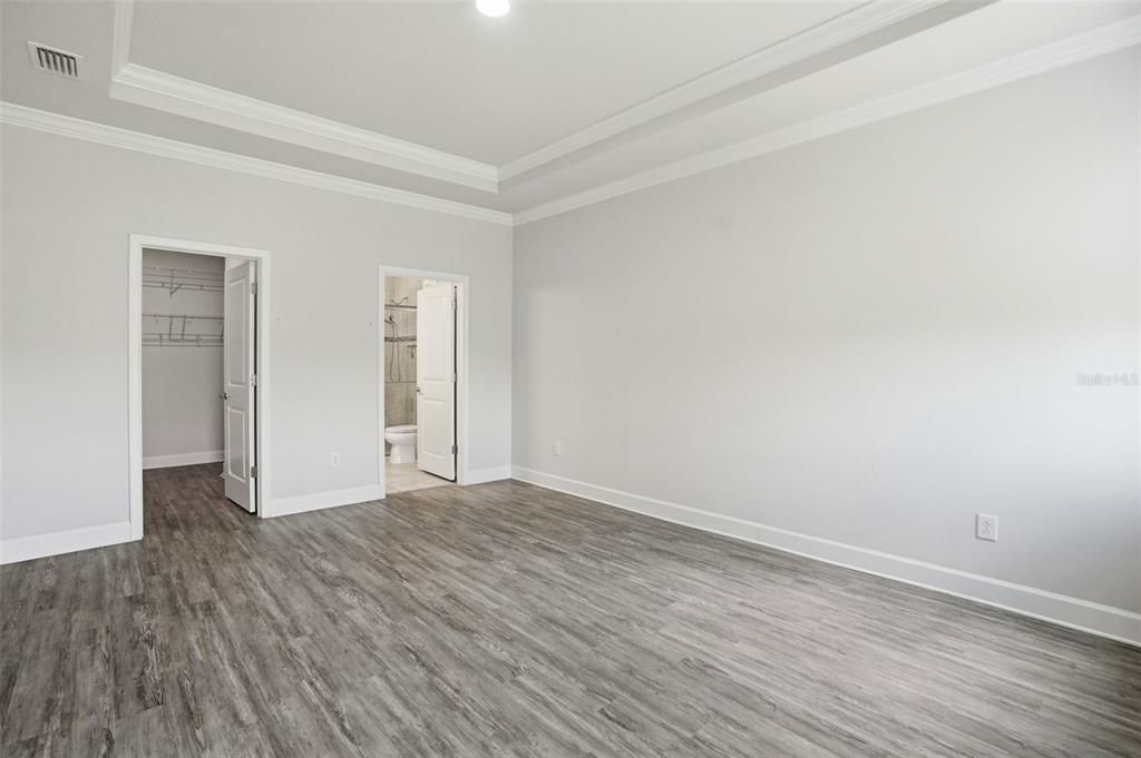 Activo con contrato: $338,000 (3 camas, 2 baños, 1532 Pies cuadrados)