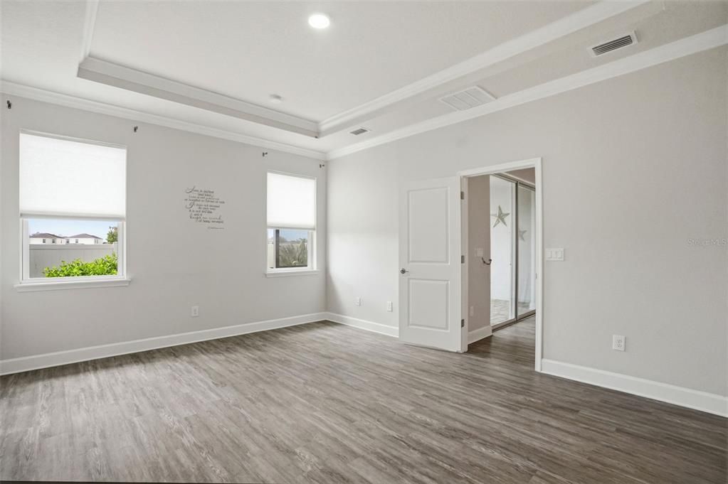Activo con contrato: $338,000 (3 camas, 2 baños, 1532 Pies cuadrados)
