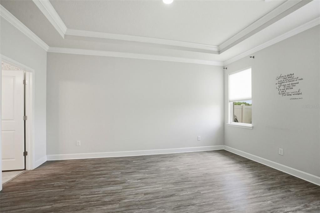 Activo con contrato: $338,000 (3 camas, 2 baños, 1532 Pies cuadrados)