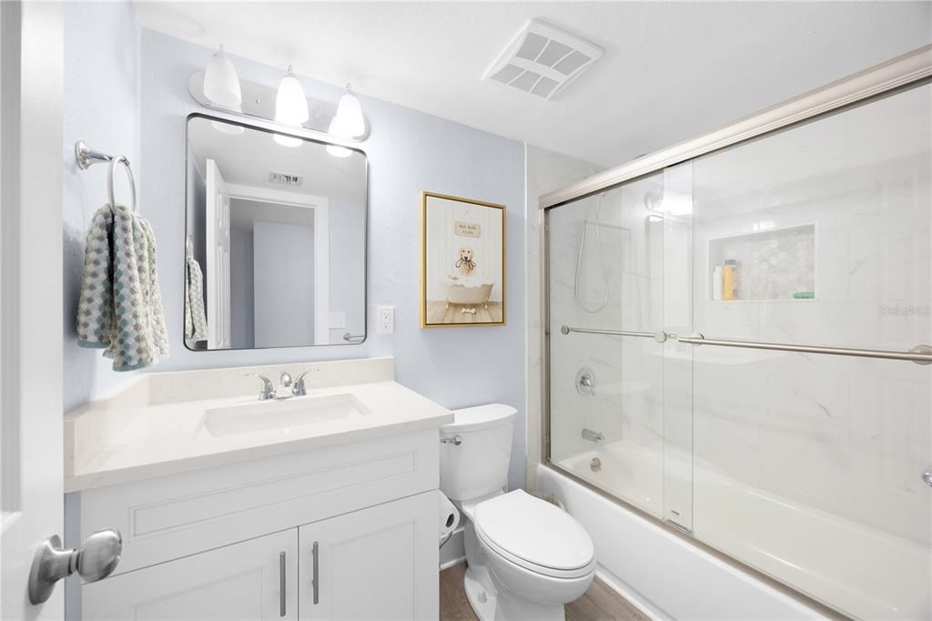 For Sale: $535,000 (2 beds, 2 baths, 1055 Square Feet)