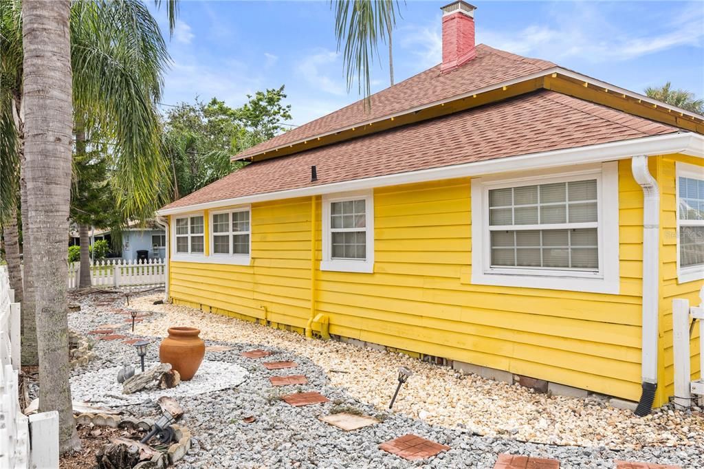 For Sale: $899,900 (5 beds, 0 baths, 2724 Square Feet)