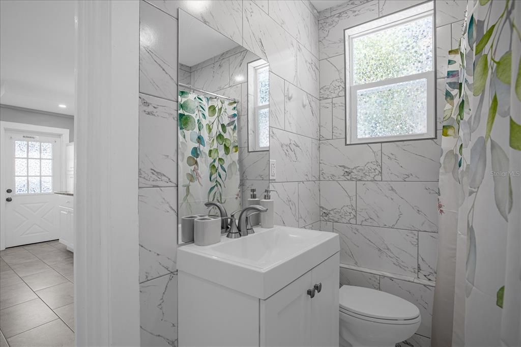 For Sale: $899,900 (5 beds, 0 baths, 2724 Square Feet)