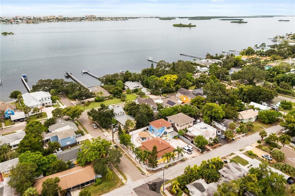 For Sale: $899,900 (5 beds, 0 baths, 2724 Square Feet)