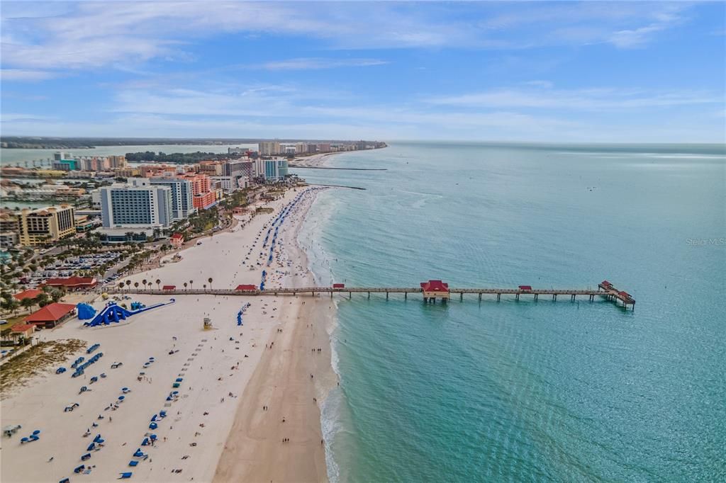 For Sale: $899,900 (5 beds, 0 baths, 2724 Square Feet)