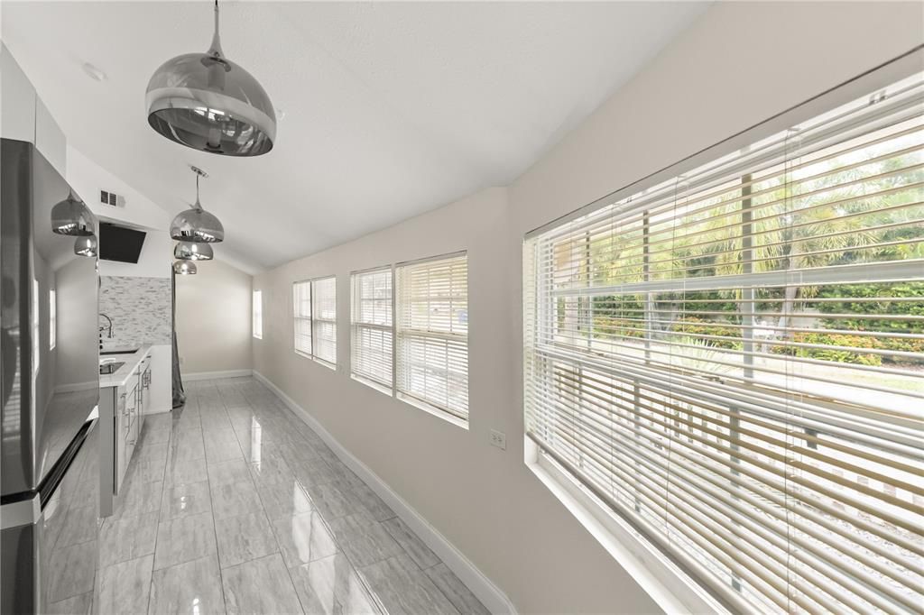 For Sale: $899,900 (5 beds, 0 baths, 2724 Square Feet)