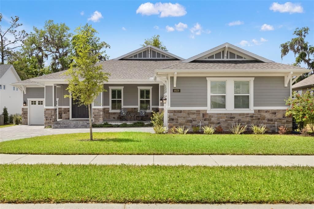 En Venta: $937,000 (4 camas, 3 baños, 3056 Pies cuadrados)