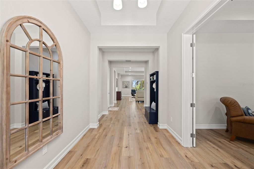 En Venta: $937,000 (4 camas, 3 baños, 3056 Pies cuadrados)