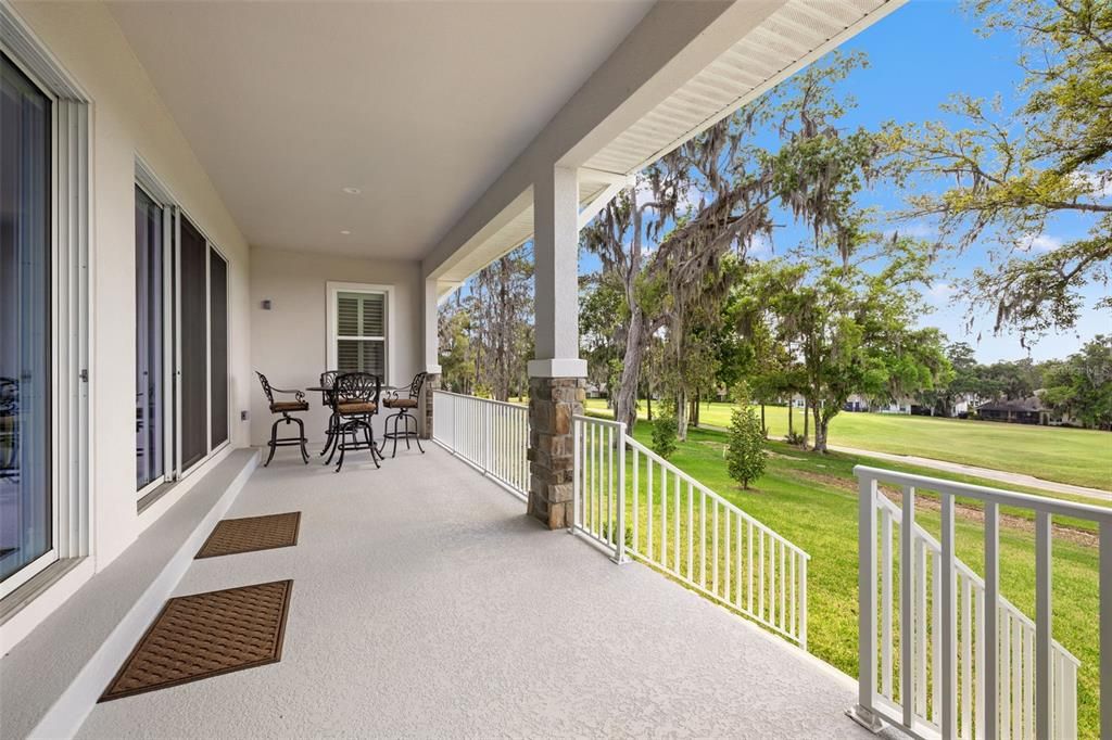 En Venta: $937,000 (4 camas, 3 baños, 3056 Pies cuadrados)