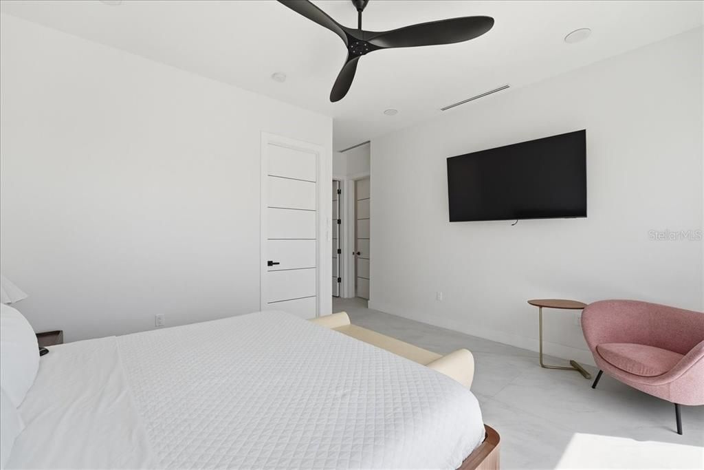 En Venta: $2,795,000 (5 camas, 4 baños, 4097 Pies cuadrados)