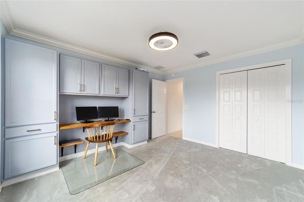 Activo con contrato: $364,900 (3 camas, 2 baños, 1392 Pies cuadrados)