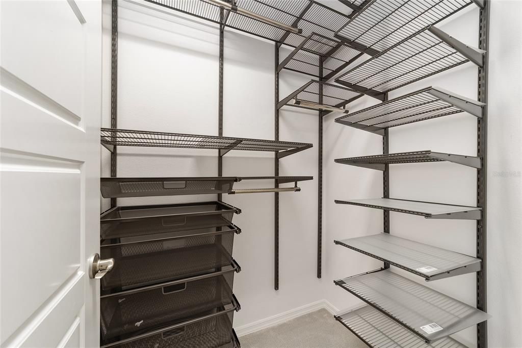 Activo con contrato: $364,900 (3 camas, 2 baños, 1392 Pies cuadrados)