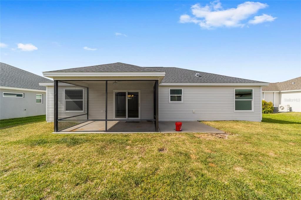 Activo con contrato: $364,900 (3 camas, 2 baños, 1392 Pies cuadrados)