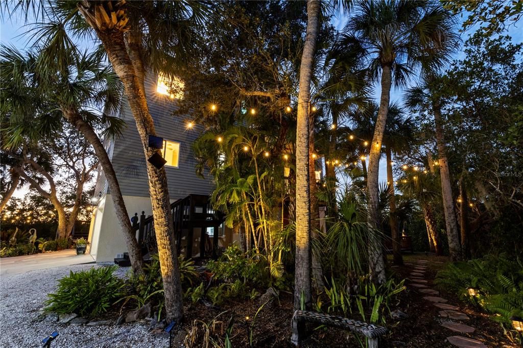 En Venta: $1,100,000 (3 camas, 3 baños, 2165 Pies cuadrados)