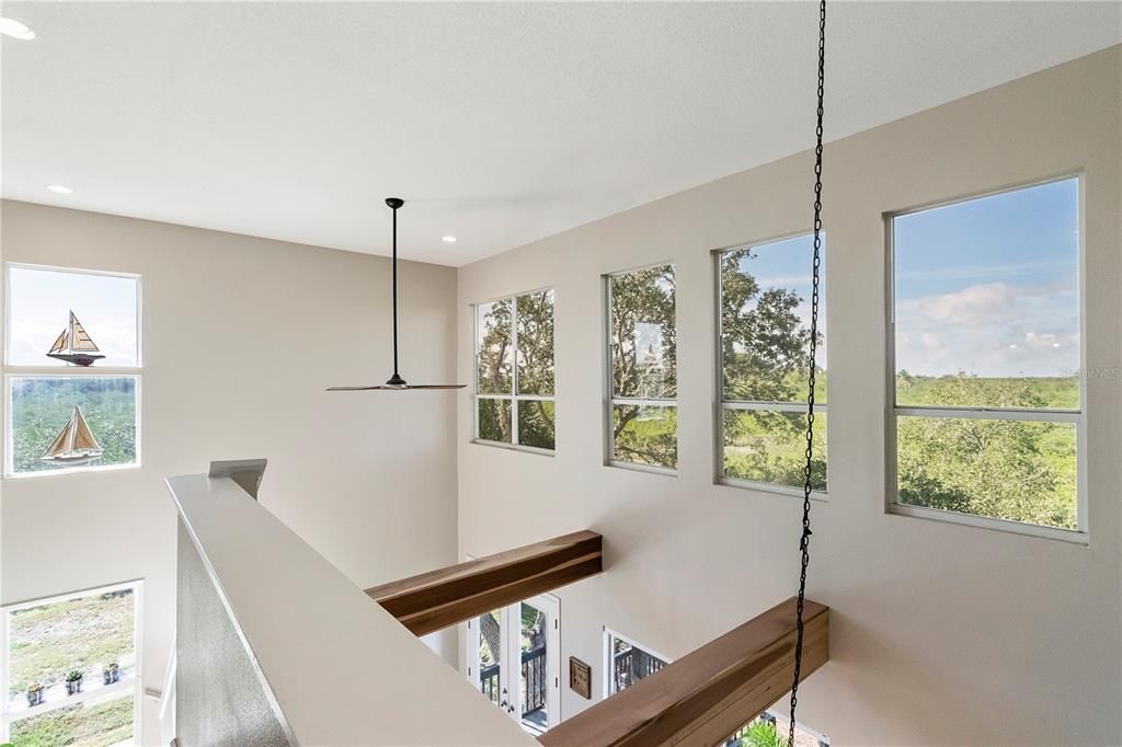 En Venta: $1,100,000 (3 camas, 3 baños, 2165 Pies cuadrados)