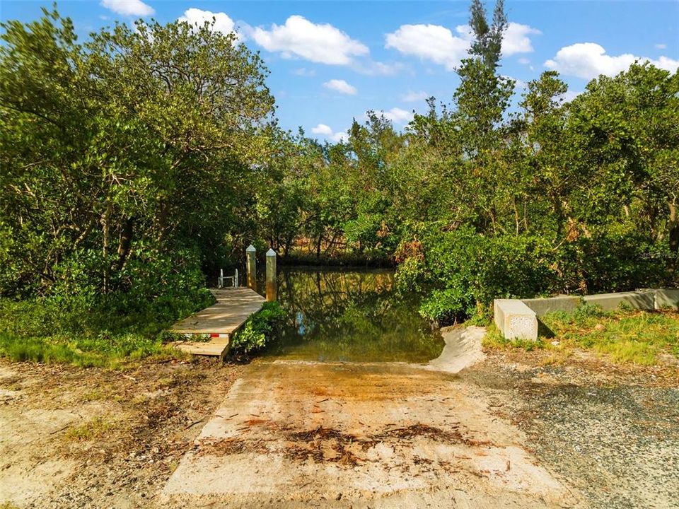 En Venta: $1,100,000 (3 camas, 3 baños, 2165 Pies cuadrados)