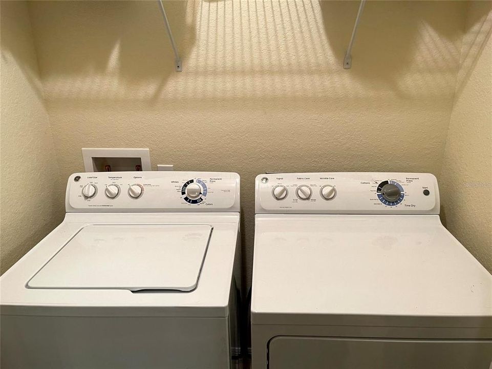 For Rent: $2,150 (2 beds, 2 baths, 1121 Square Feet)