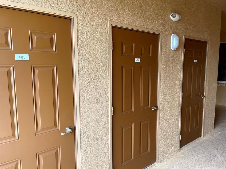 For Rent: $2,150 (2 beds, 2 baths, 1121 Square Feet)