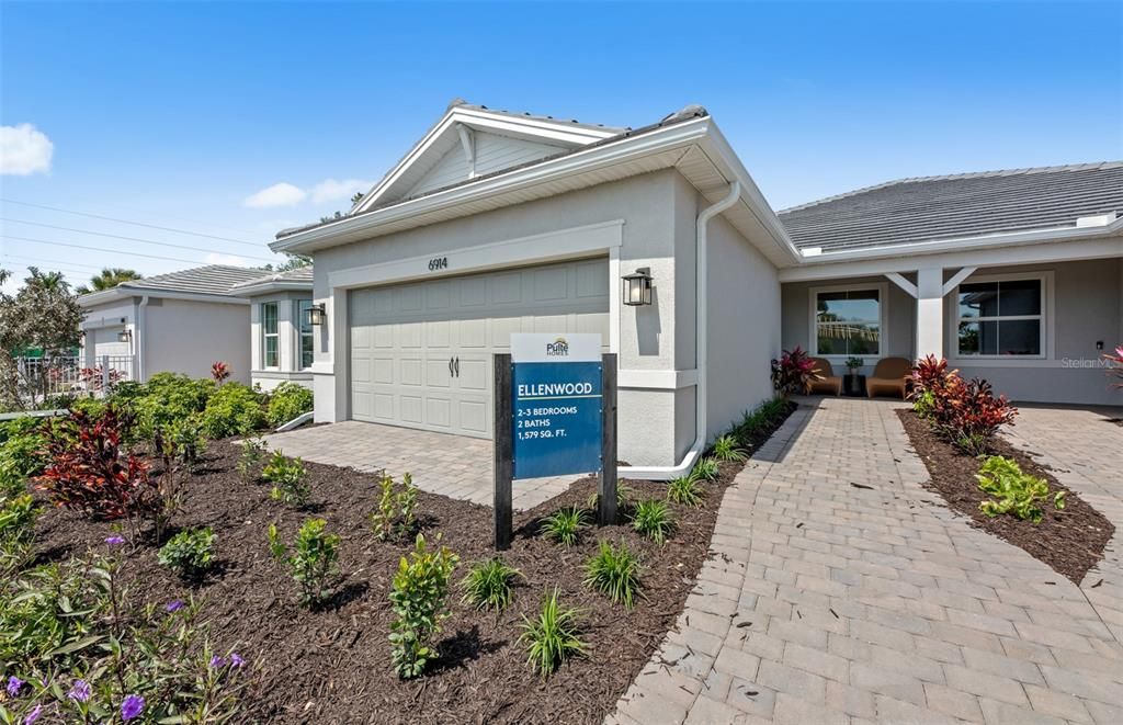 На продажу: $419,990 (2 спален, 2 ванн, 1579 Квадратных фут)