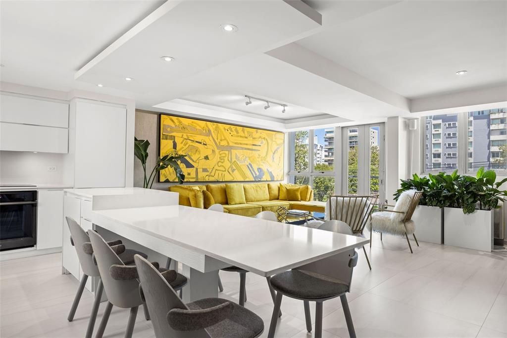 For Sale: $795,000 (3 beds, 2 baths, 1947 Square Feet)