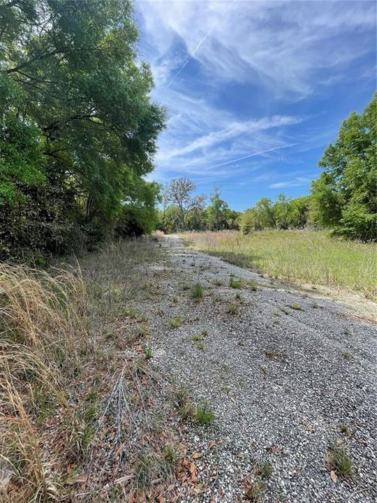 合同活跃: $160,000 (10.00 acres)