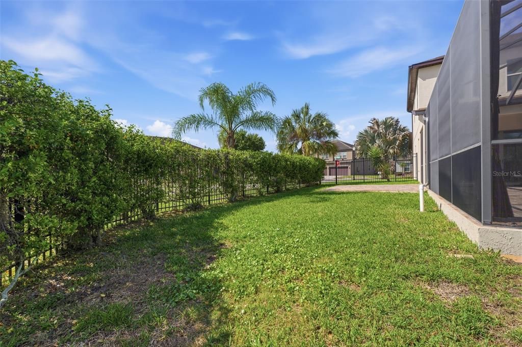 Activo con contrato: $615,000 (5 camas, 4 baños, 3185 Pies cuadrados)