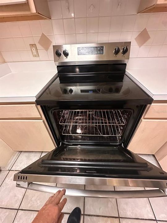 В аренду: $1,750 (2 спален, 2 ванн, 1209 Квадратных фут)