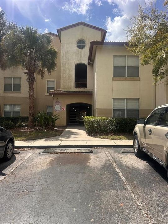 В аренду: $1,750 (2 спален, 2 ванн, 1209 Квадратных фут)